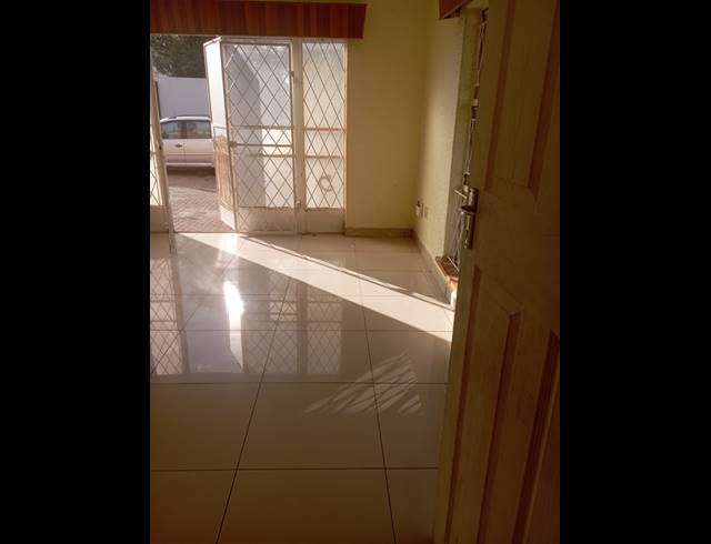 6 BEDROOM HOUSE FOR SALE IN WESTDENE